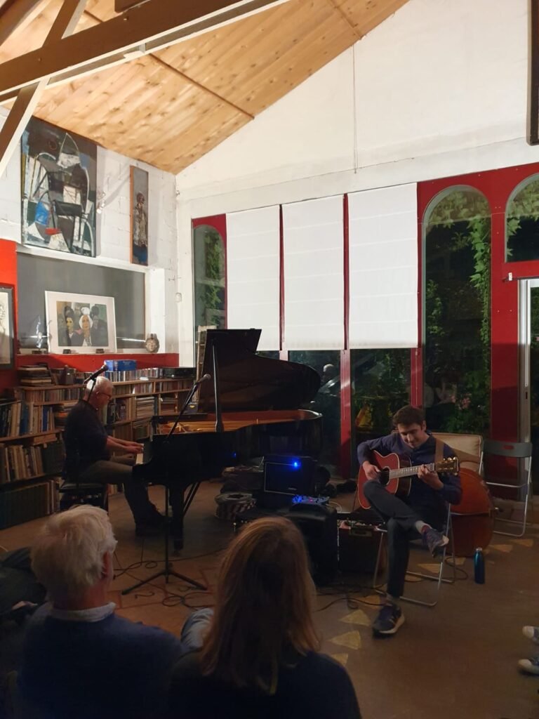 WhatsApp Image 2025-10-19 at 21.28.02